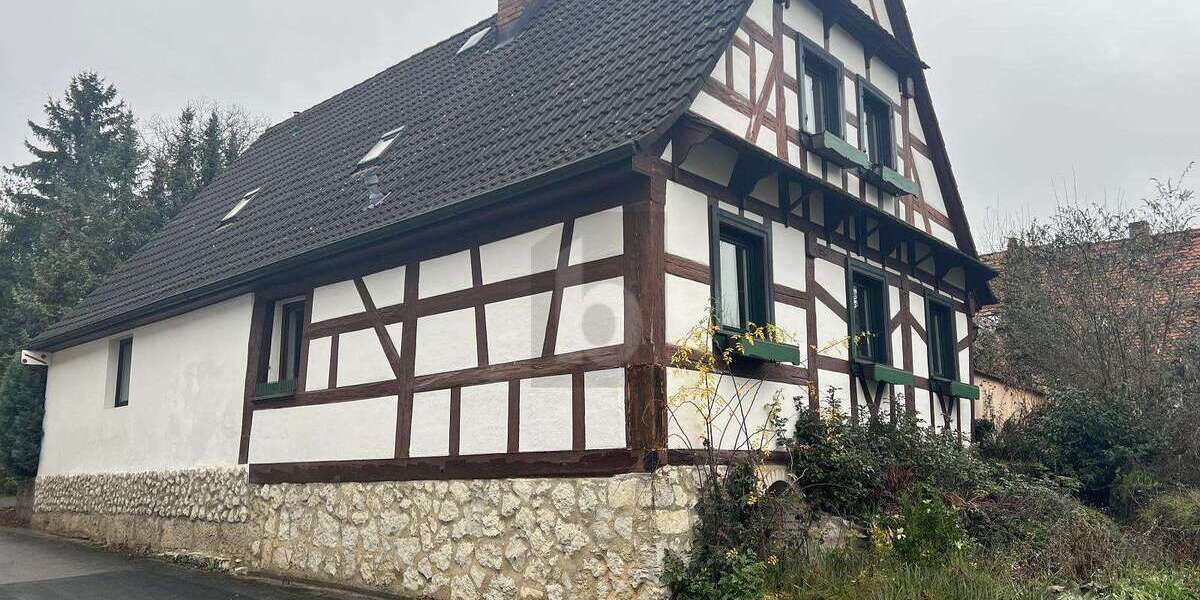 Einfamilienhaus Strullendorf - 4 Zimmer, 140 m&sup2;, 299.000&euro; | Angebot:26312088
