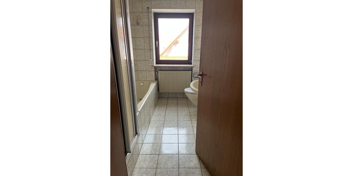 Etagenwohnung Forchheim - 4 Zimmer, 107 m&sup2;, 960&euro; | Angebot:25299680
