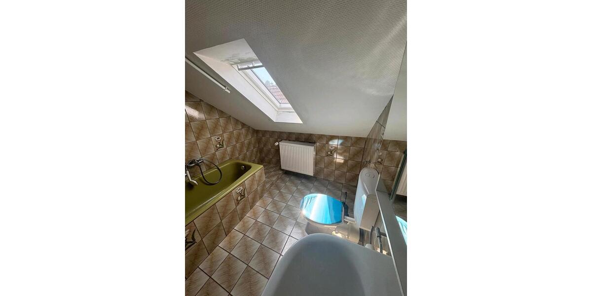 Etagenwohnung Eltmann - 6 Zimmer, 160 m&sup2;, 1.200&euro; | Angebot:26395880