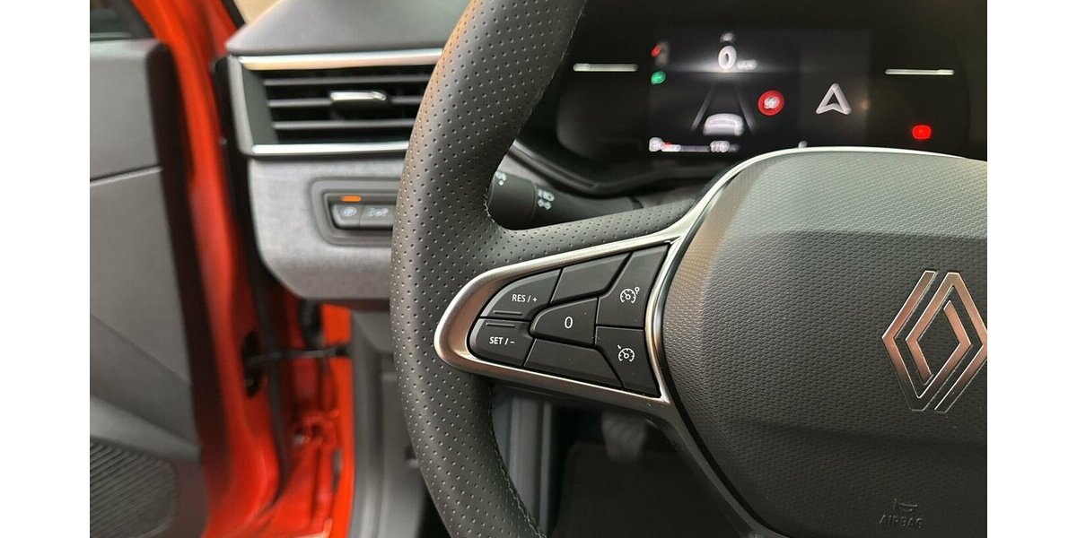 Renault Clio TCE Evolution *LED/Navi-App/Kamera/PDC/SHZG* 2.584 km 16.890 &euro; Bamberg 96052