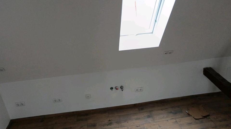 Dachgeschoßwohnung Forchheim - 5 Zimmer, 105 m&sup2;, 900&euro; | Angebot:26021077