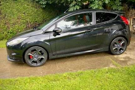 Ford Fiesta 139.200 km 8.350 &euro; Pettstadt 96175