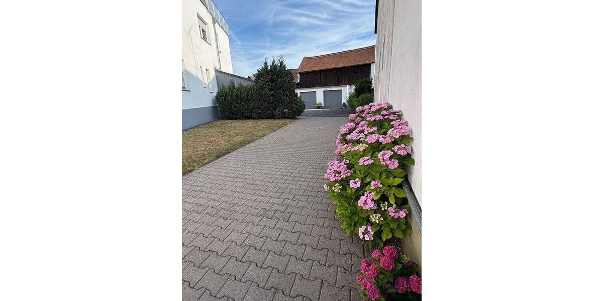 Mehrfamilienhaus, Wohnhaus Hirschaid Sassanfahrt - 9 Zimmer, 270 m&sup2;, 748.500&euro; | Angebot:25780721