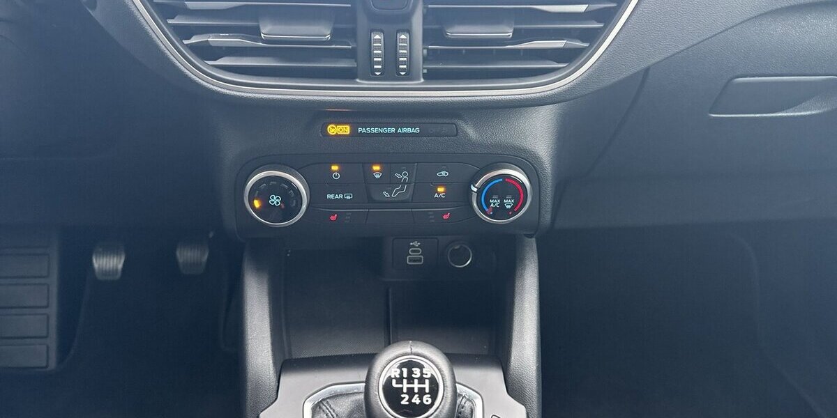 Ford Kuga 1.5 Cool & Connect *Navi/Sitzhzg/Tempomat/1.H 9.958 km 20.980 &euro; Bamberg 96052