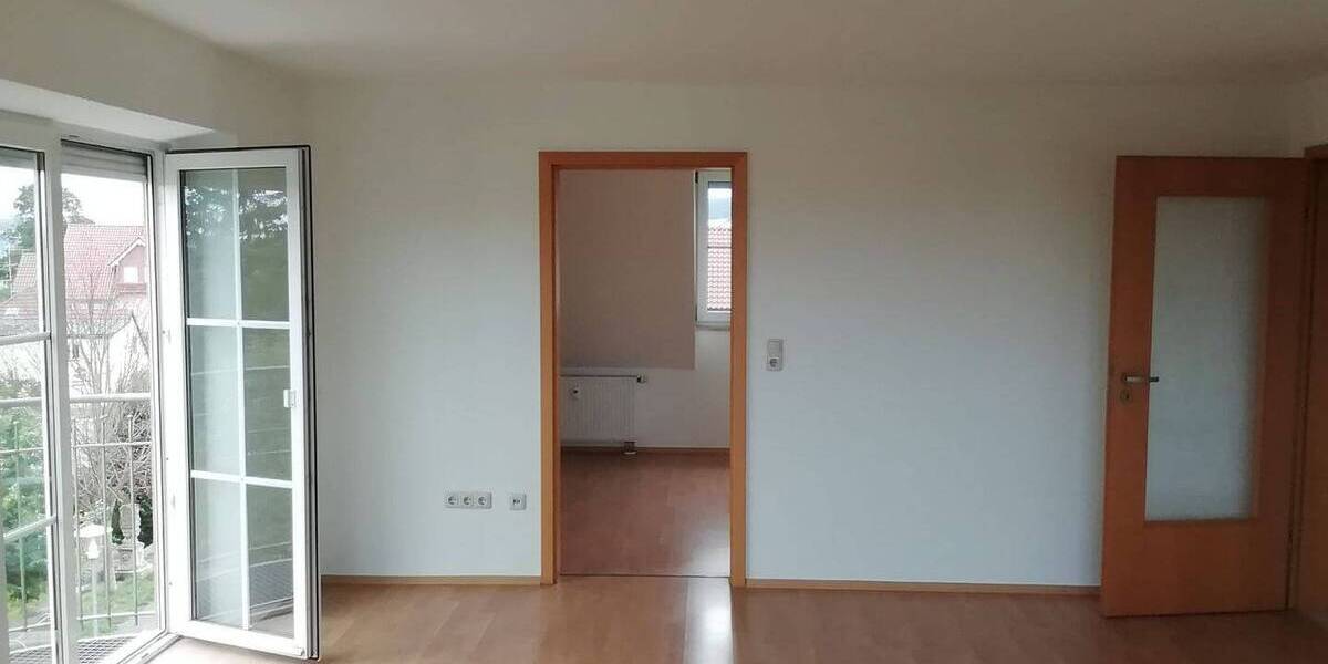 Etagenwohnung Bad Staffelstein - 3 Zimmer, 82 m&sup2;, 775&euro; | Angebot:26117451