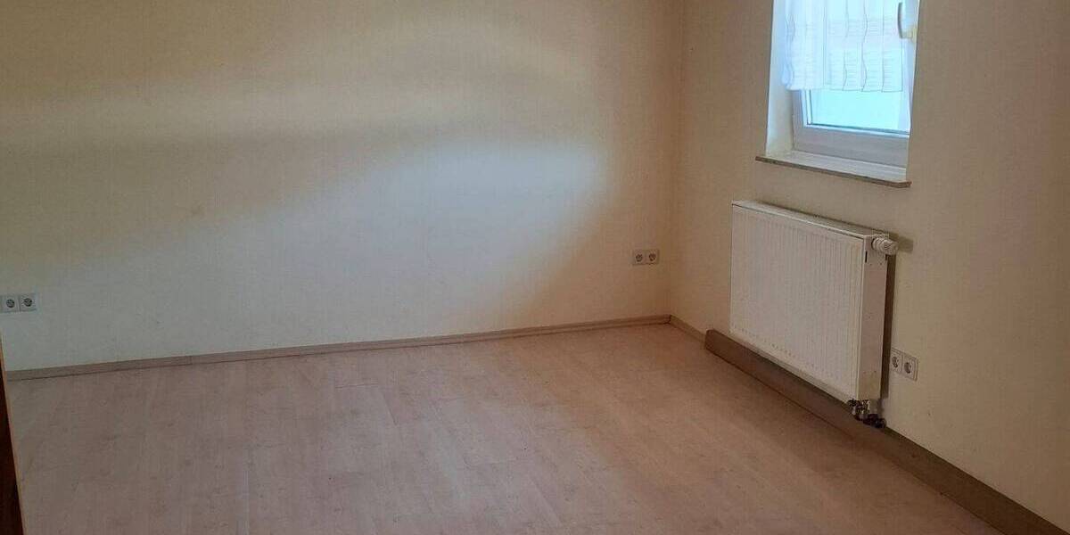 Bauernhaus, Landhaus Bad Staffelstein Horsdorf - 7 Zimmer, 200 m&sup2;, 390.000&euro; | Angebot:26684451