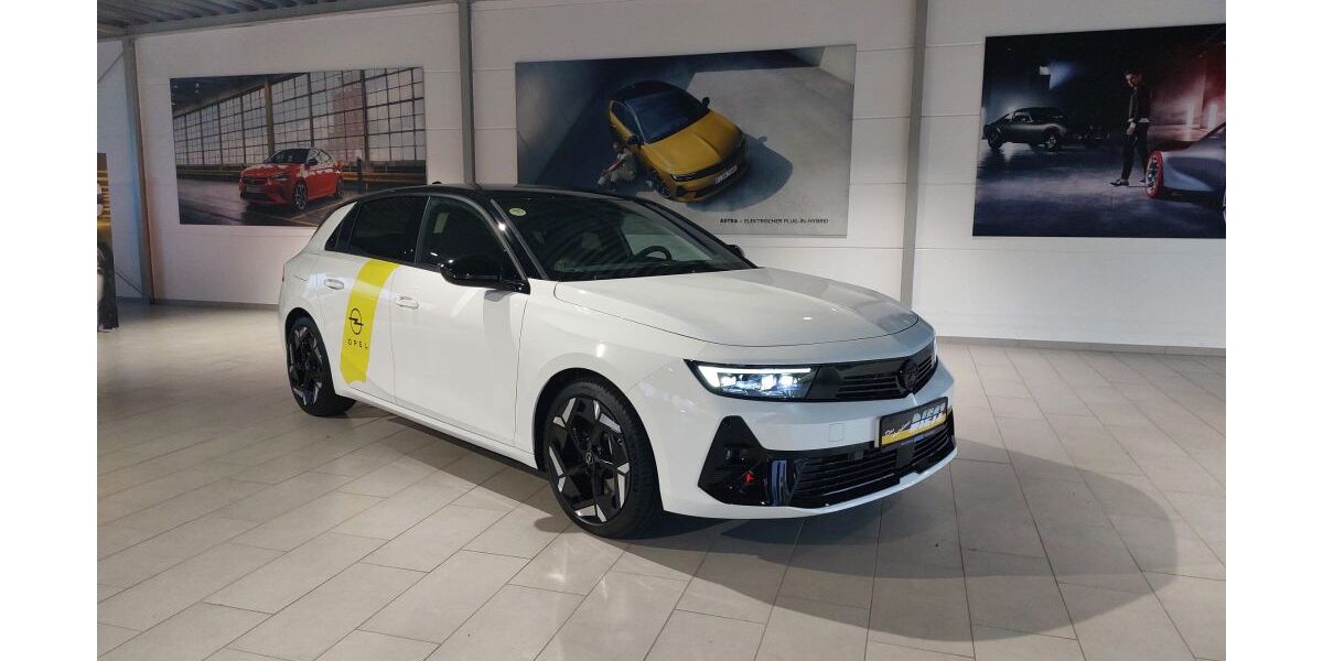 Opel Astra 15.000 km 29.745 &euro; Ebern 96106