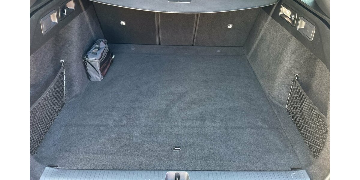 Opel Astra L ST GS *AHK/Head-up/Navi/LED/Winterpaket/36 12.495 km 24.480 &euro; Bamberg 96052