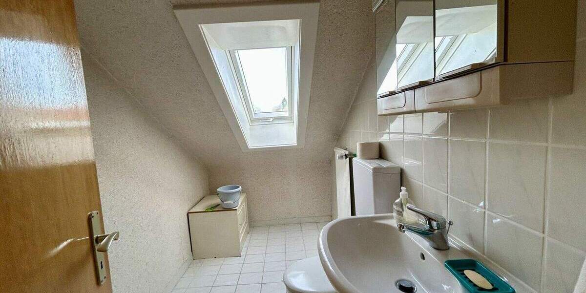 Mehrfamilienhaus, Wohnhaus Adelsdorf/Neuhaus Neuhaus - 6 Zimmer, 179 m&sup2;, 569.000&euro; | Angebot:25701568