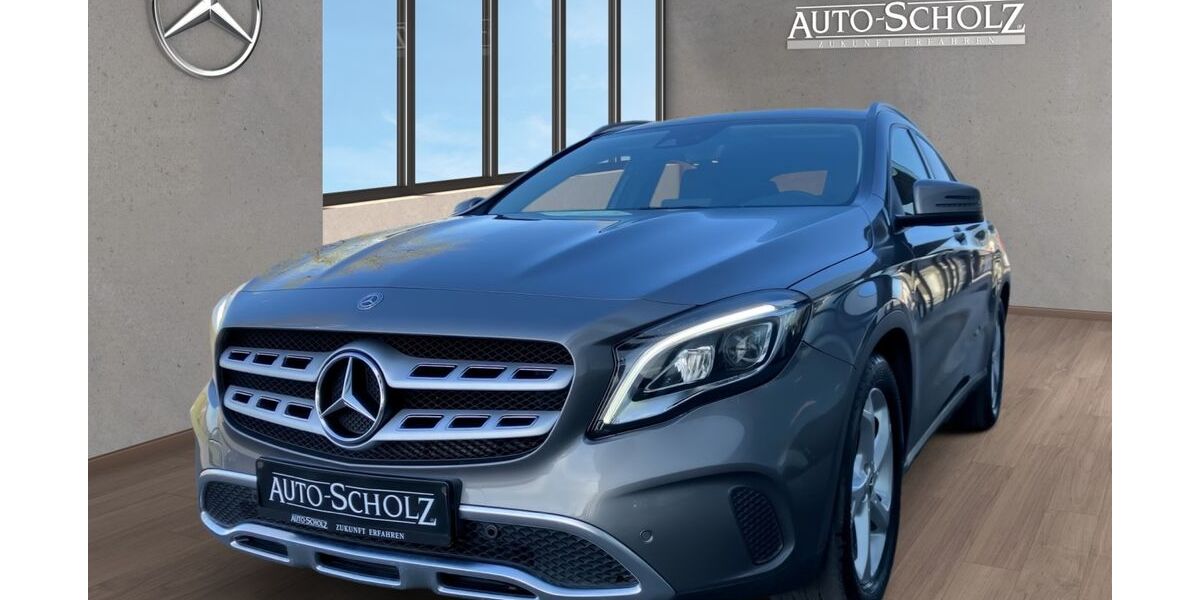 Mercedes-Benz GLA 250 63.599 km 24.886 &euro; Höchstadt 91315