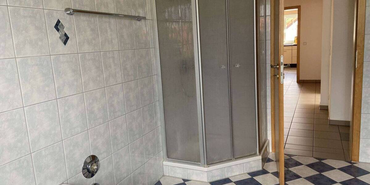 Mehrfamilienhaus, Wohnhaus Eggolsheim Kauernhofen - 8 Zimmer, 272 m&sup2;, 698.000&euro; | Angebot:25681914