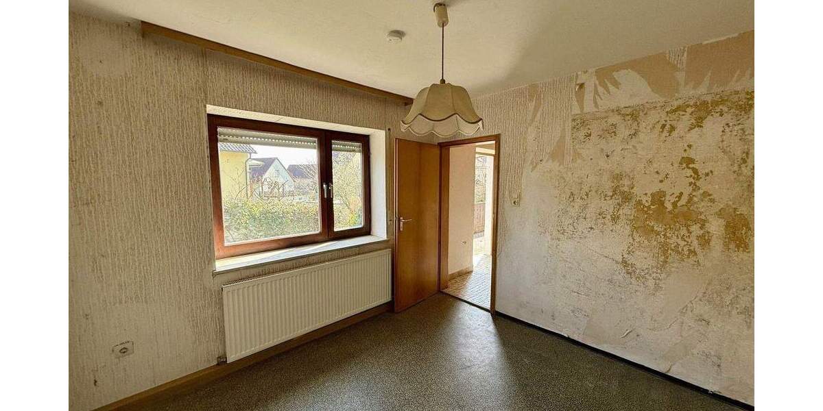 Einfamilienhaus Weilersbach - 6 Zimmer, 137 m&sup2;, 189.000&euro; | Angebot:25905561