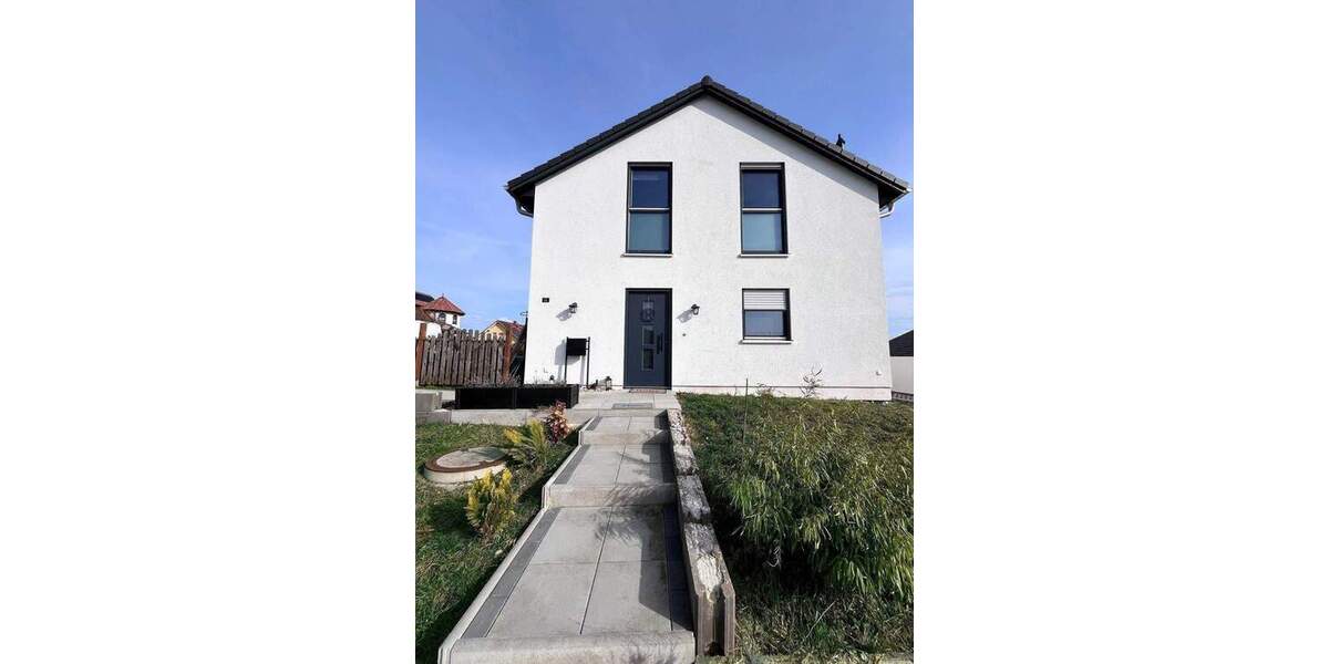 Einfamilienhaus Wachenroth - 4 Zimmer, 100 m&sup2;, 499.000&euro; | Angebot:26015960