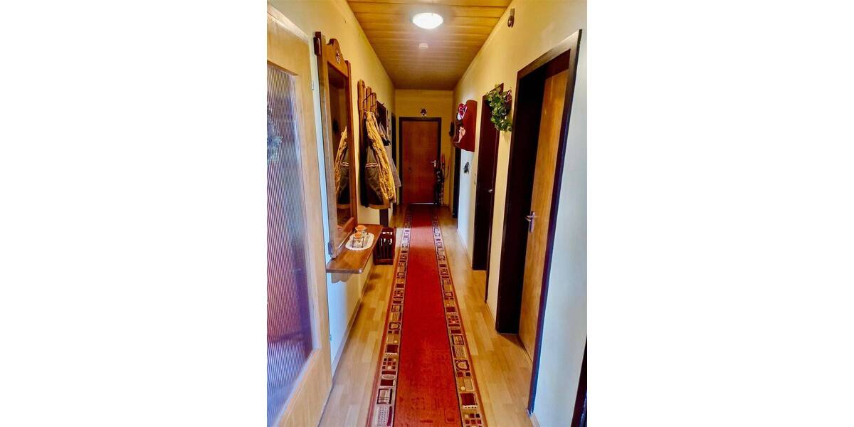 Einfamilienhaus Rentweinsdorf - 6 Zimmer, 132 m&sup2;, 295.000&euro; | Angebot:26036983