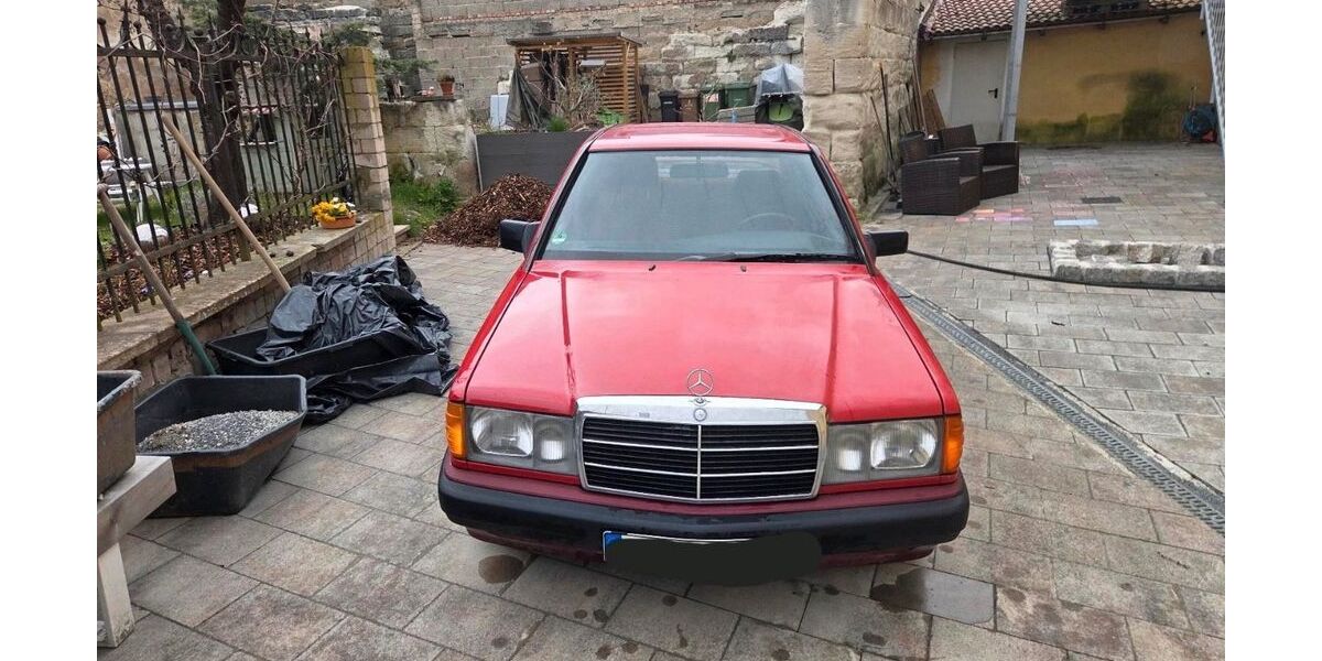 Mercedes-Benz 190 268.274 km 3.500 &euro; Adelsdorf 91325