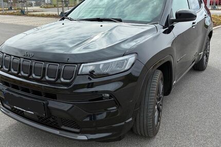 Jeep Compass 92.500 km 18.900 &euro; Litzendorf (bei Bamberg) 96123