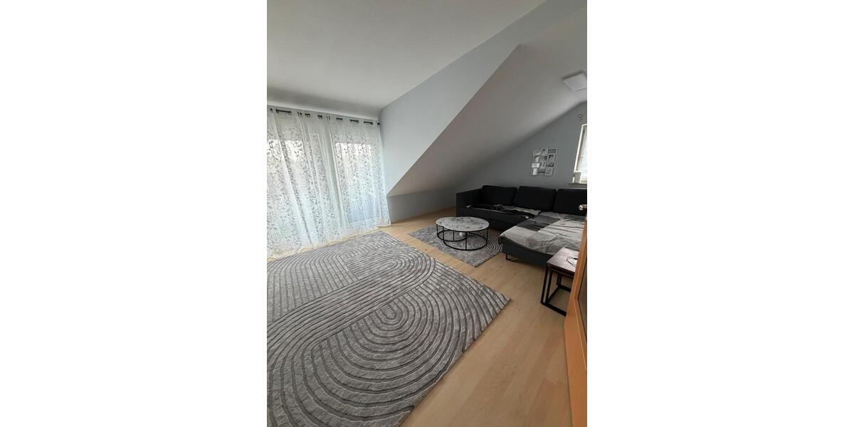 Dachgeschoßwohnung Bischberg - 3 Zimmer, 70 m&sup2;, 210.000&euro; | Angebot:26041876