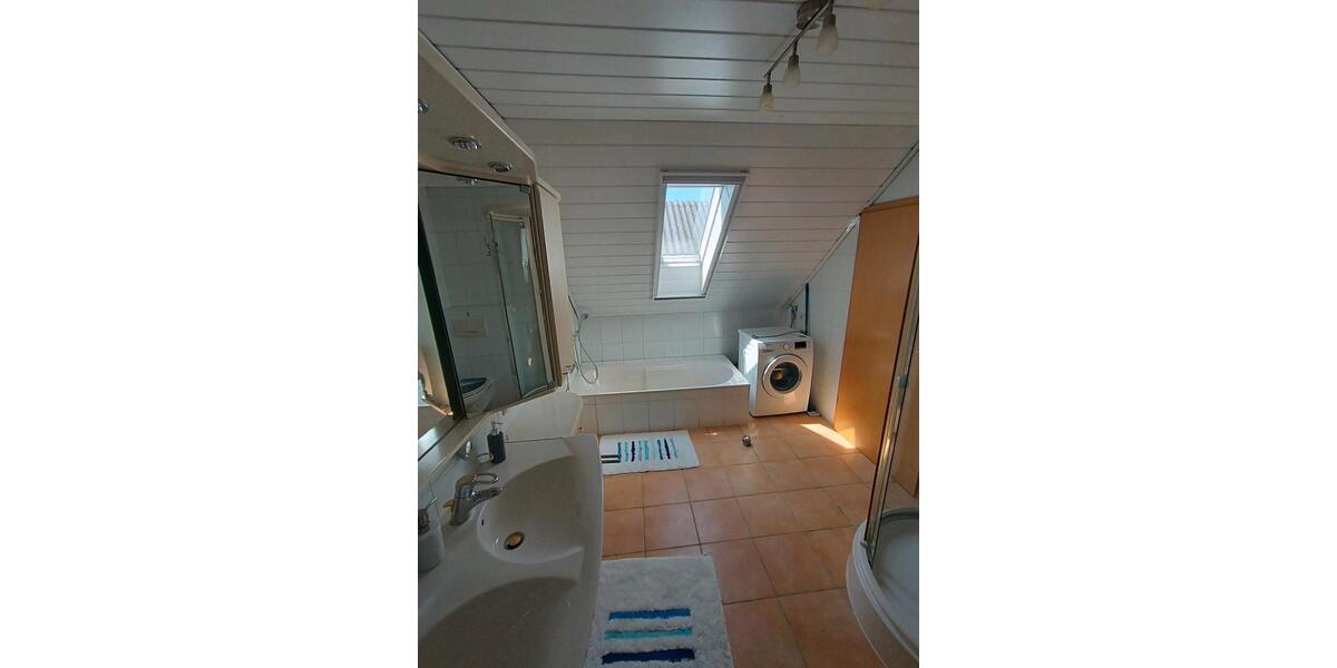 Dachgeschoßwohnung Heiligenstadt in Oberfranken - 2.5 Zimmer, 70 m&sup2;, 475&euro; | Angebot:25403434