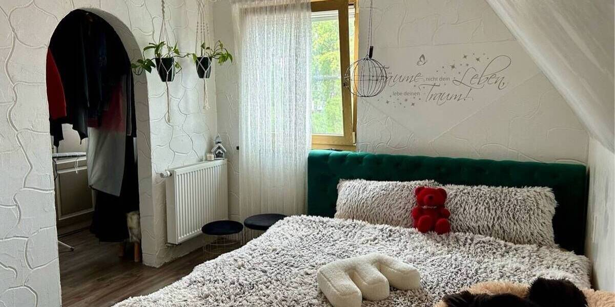 Einfamilienhaus Burghaslach - 6 Zimmer, 114 m&sup2;, 349.000&euro; | Angebot:25671202