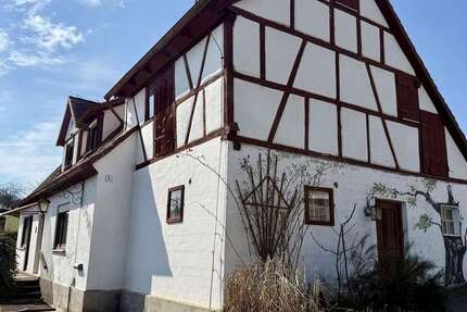 Haus Weilersbach - 6 Zimmer, 137 m&sup2;, 189.000&euro; | Angebot:25880366