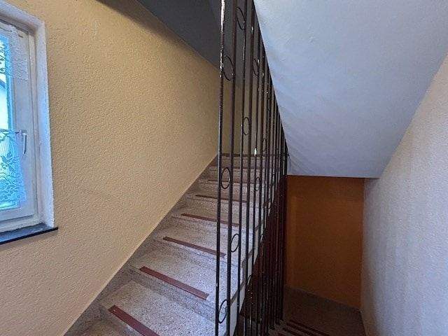 Mehrfamilienhaus, Wohnhaus Röttenbach - 8 Zimmer, 152 m&sup2;, 479.000&euro; | Angebot:25671223