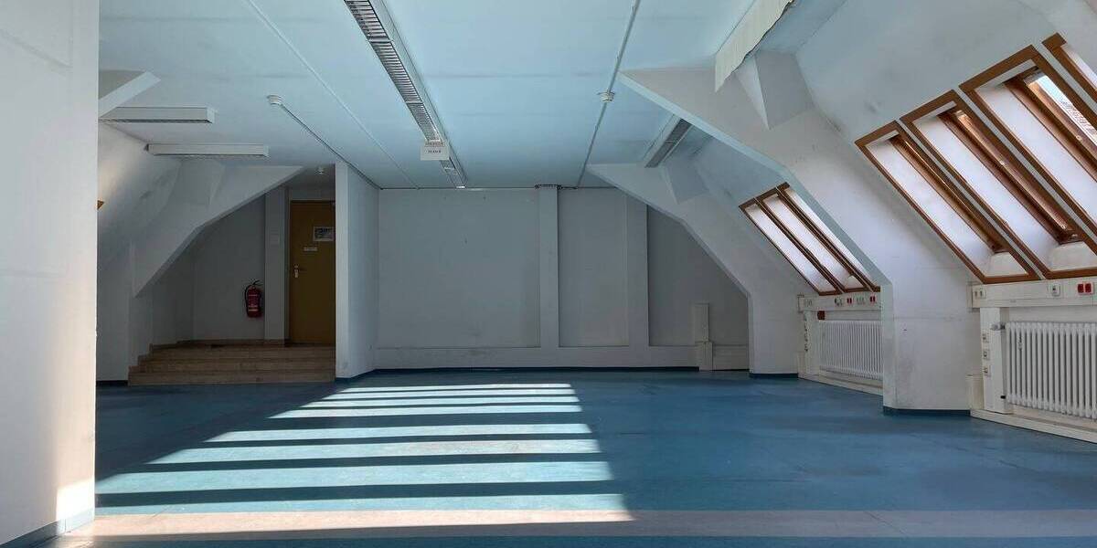 Gewerbeobjekt Bamberg Gereuth - 4 Zimmer, 184 m&sup2;, 1.030&euro; | Angebot:25680555