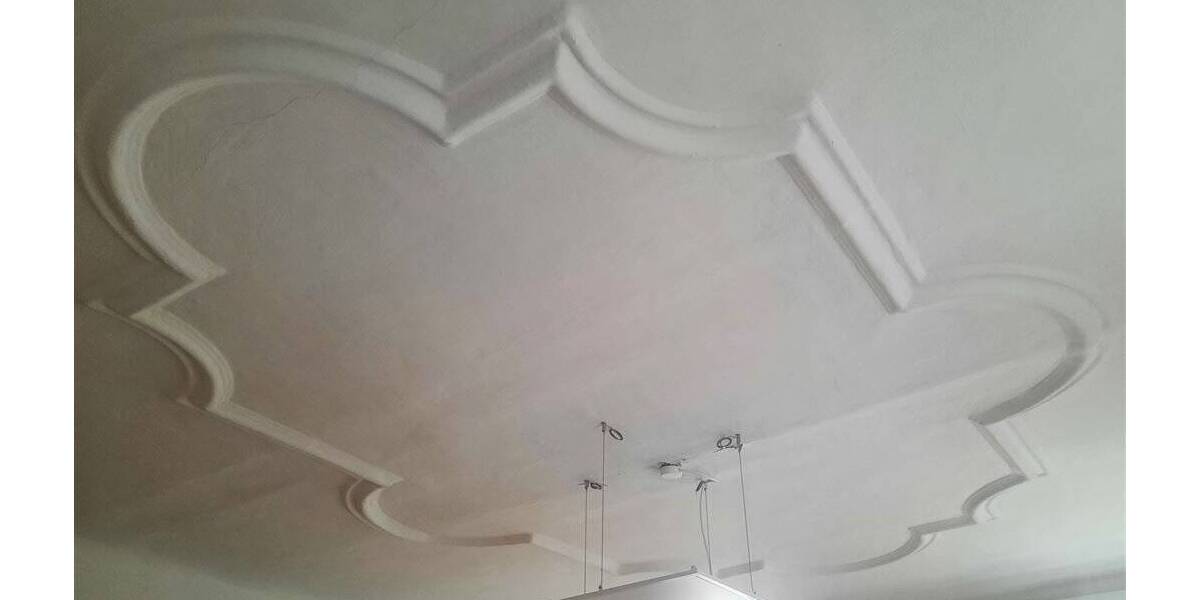 Mehrfamilienhaus, Wohnhaus Schlüsselfeld Aschbach - 9 Zimmer, 273 m&sup2;, 265.000&euro; | Angebot:25678474