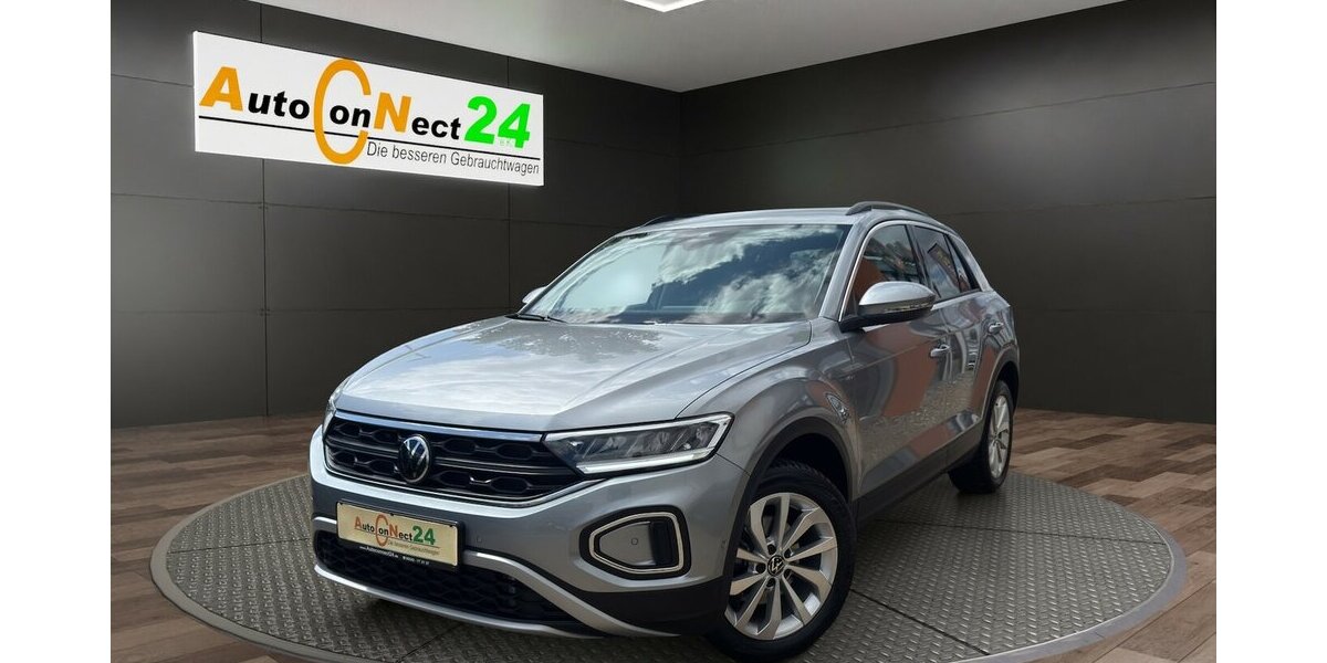 VW T-Roc 1.5 TSi Life Business *LED/Navi/ACC/SHZG/Tot 4.126 km 26.990 &euro; Bamberg 96052