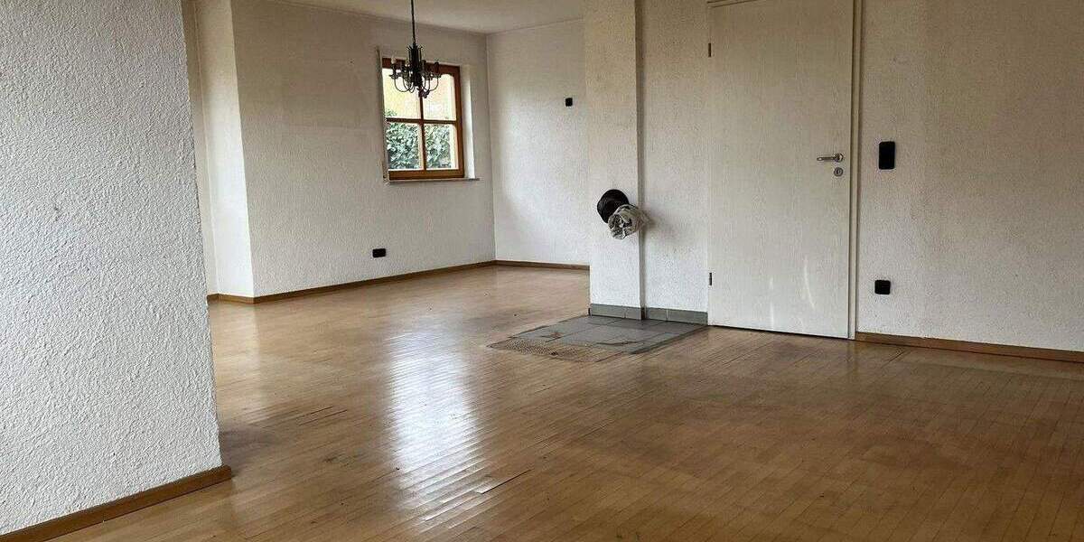 Doppelhaushälfte Stegaurach - 5 Zimmer, 126 m&sup2;, 595.000&euro; | Angebot:25879720