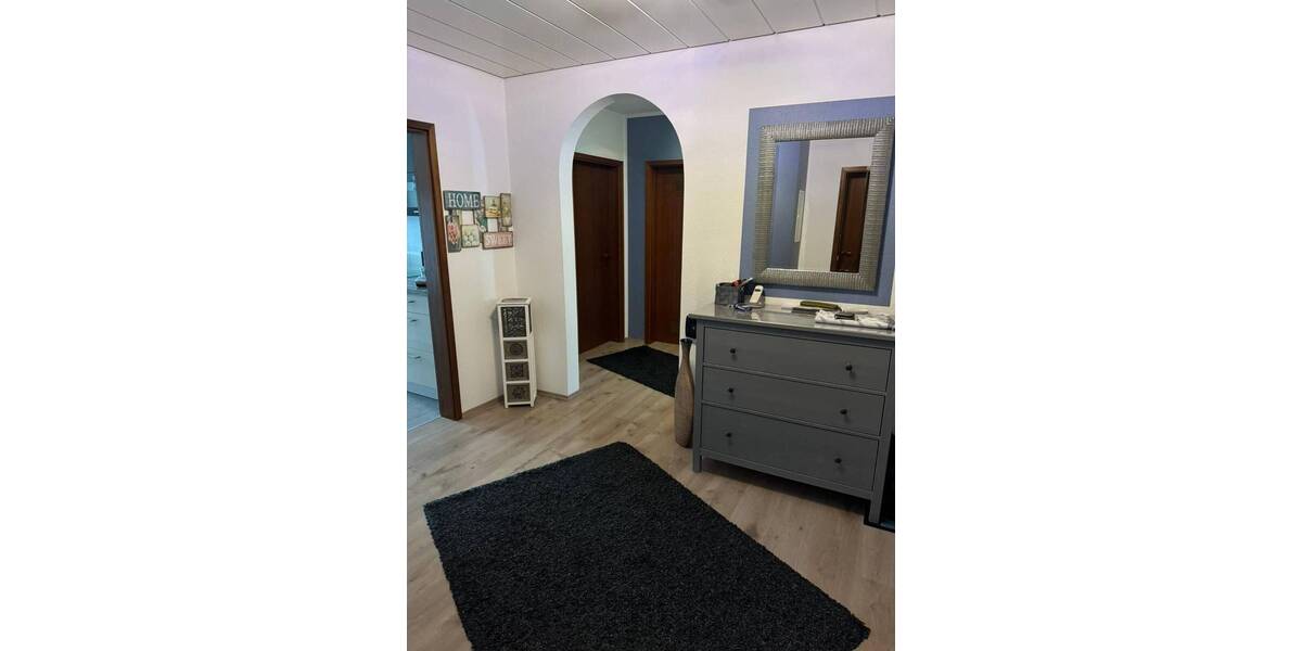 Etagenwohnung Heßdorf - 3 Zimmer, 89 m&sup2;, 890&euro; | Angebot:25665158