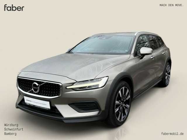 Volvo V60 Cross Country 117.293 km 26.900 &euro; Bamberg 96052