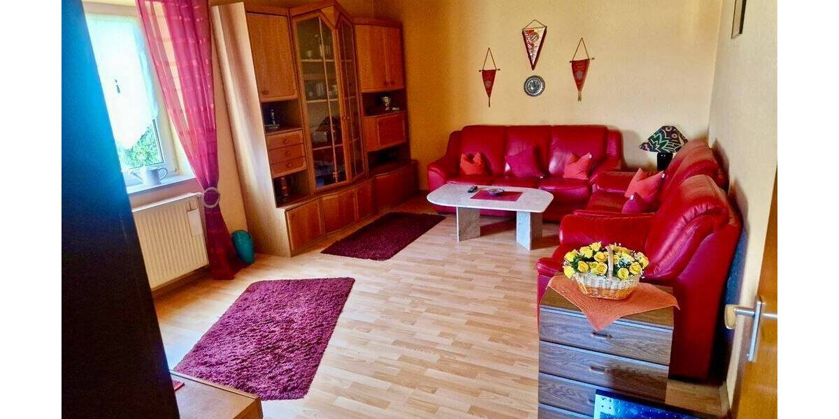 Einfamilienhaus Rentweinsdorf - 6 Zimmer, 132 m&sup2;, 295.000&euro; | Angebot:26036983