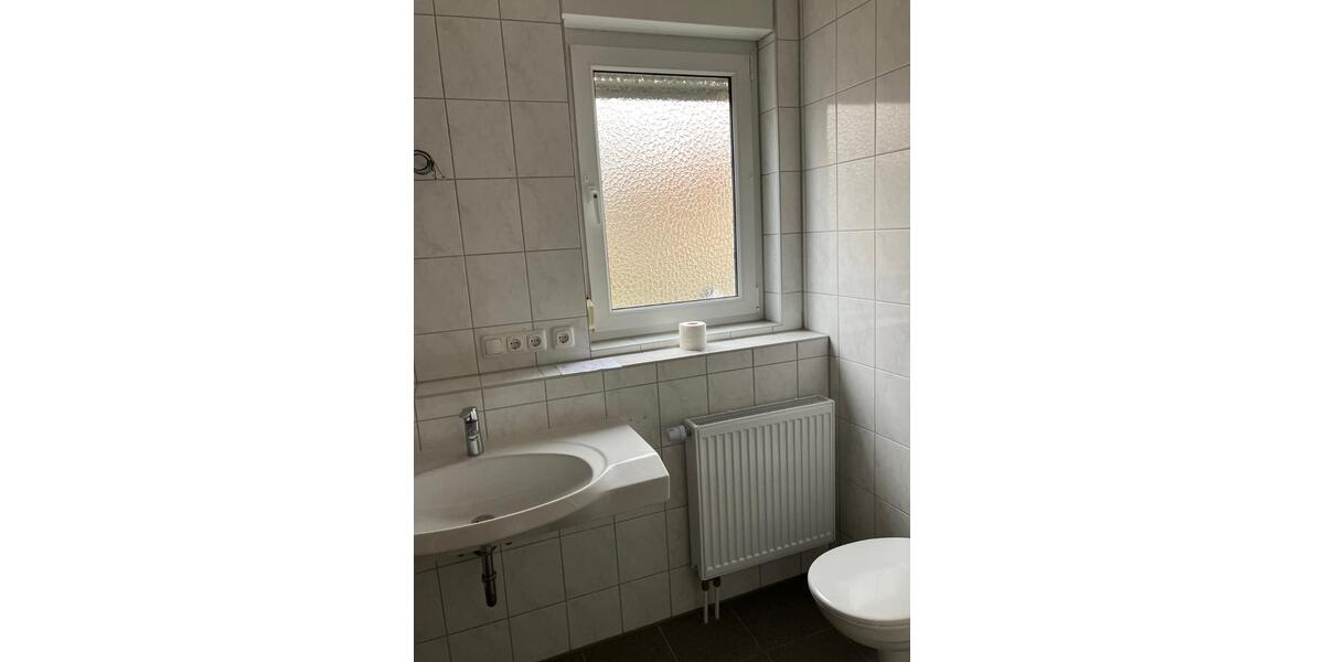 Reihenhaus Bamberg Gereuth - 5 Zimmer, 136 m&sup2;, 2.000&euro; | Angebot:25170603