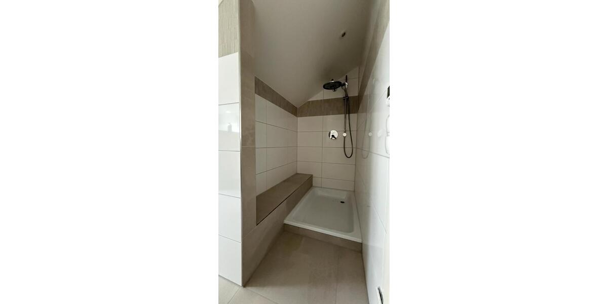 Dachgeschoßwohnung Ebermannstadt - 3 Zimmer, 104 m&sup2;, 1.144&euro; | Angebot:26636181