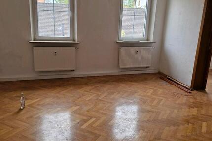 Wohnung Hallstadt - 4 Zimmer, 130 m&sup2;, 1.200&euro; | Angebot:26236118