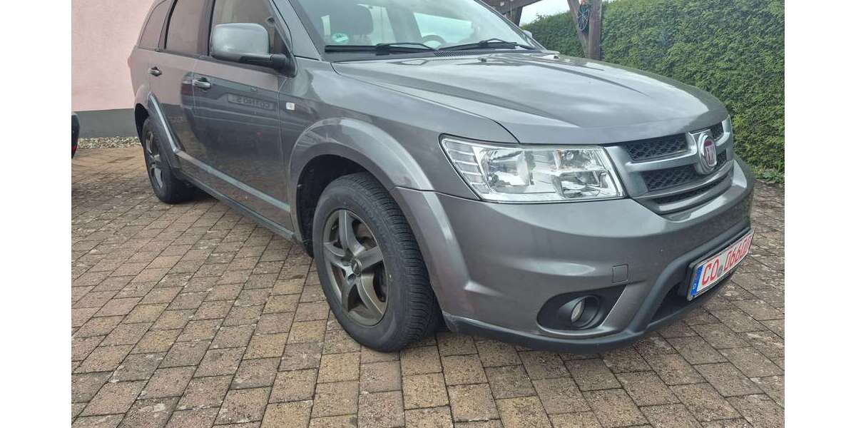 Fiat Freemont 161.000 km 7.900 &euro; Gleussen 96274