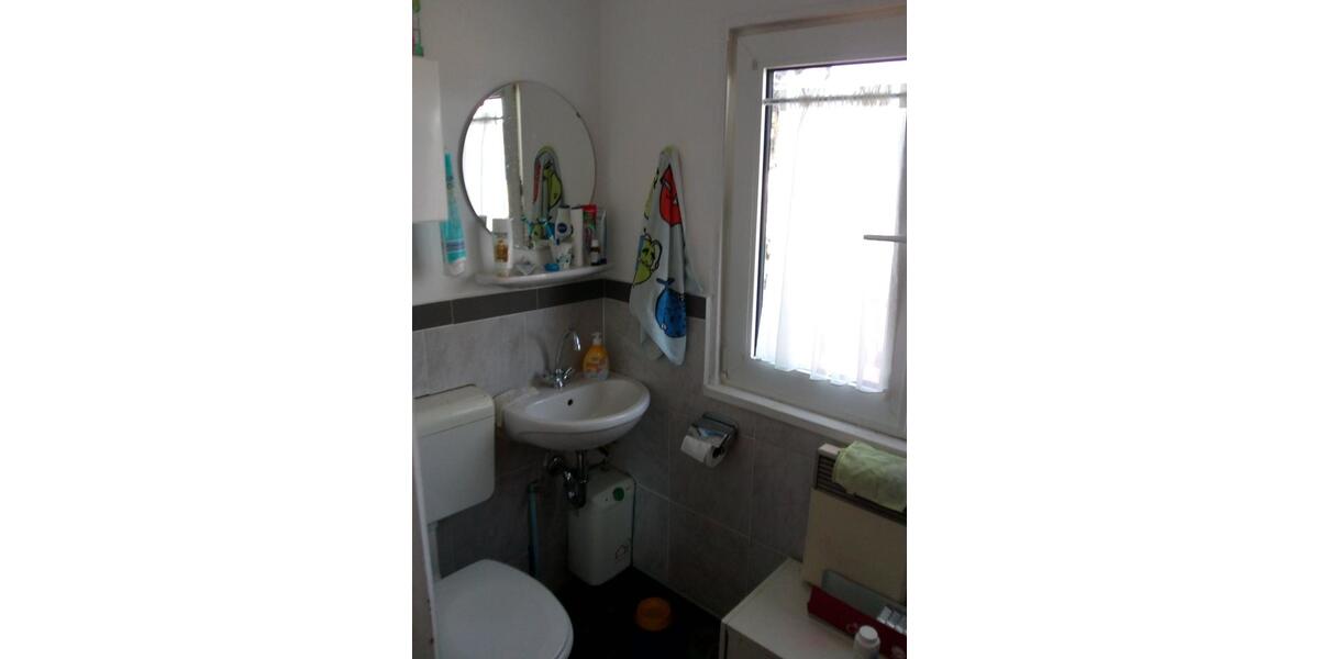 Etagenwohnung Burghaslach - 4 Zimmer, 75 m&sup2;, 89.000&euro; | Angebot:25804572