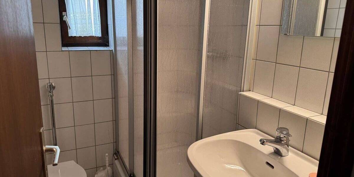 Mehrfamilienhaus, Wohnhaus Frensdorf Reundorf - 7 Zimmer, 169 m&sup2;, 320.000&euro; | Angebot:25996445