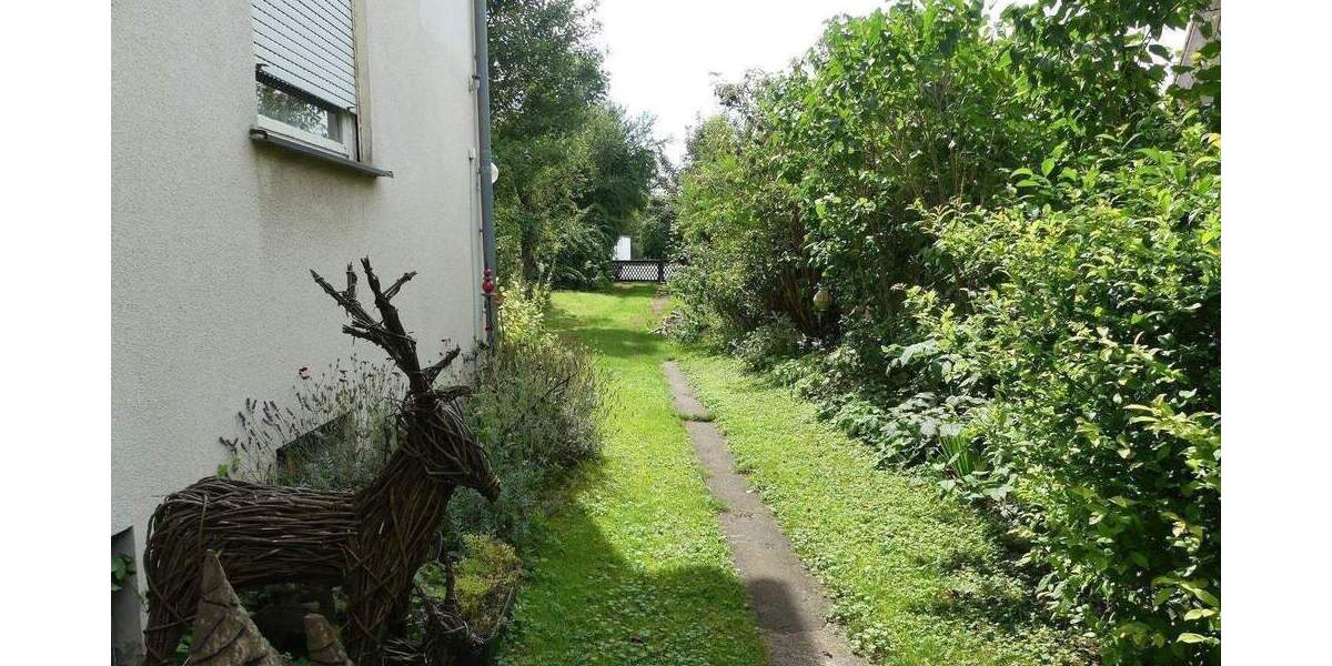 Mehrfamilienhaus, Wohnhaus Forchheim Reuth - 9 Zimmer, 233 m&sup2;, 639.999&euro; | Angebot:25747793