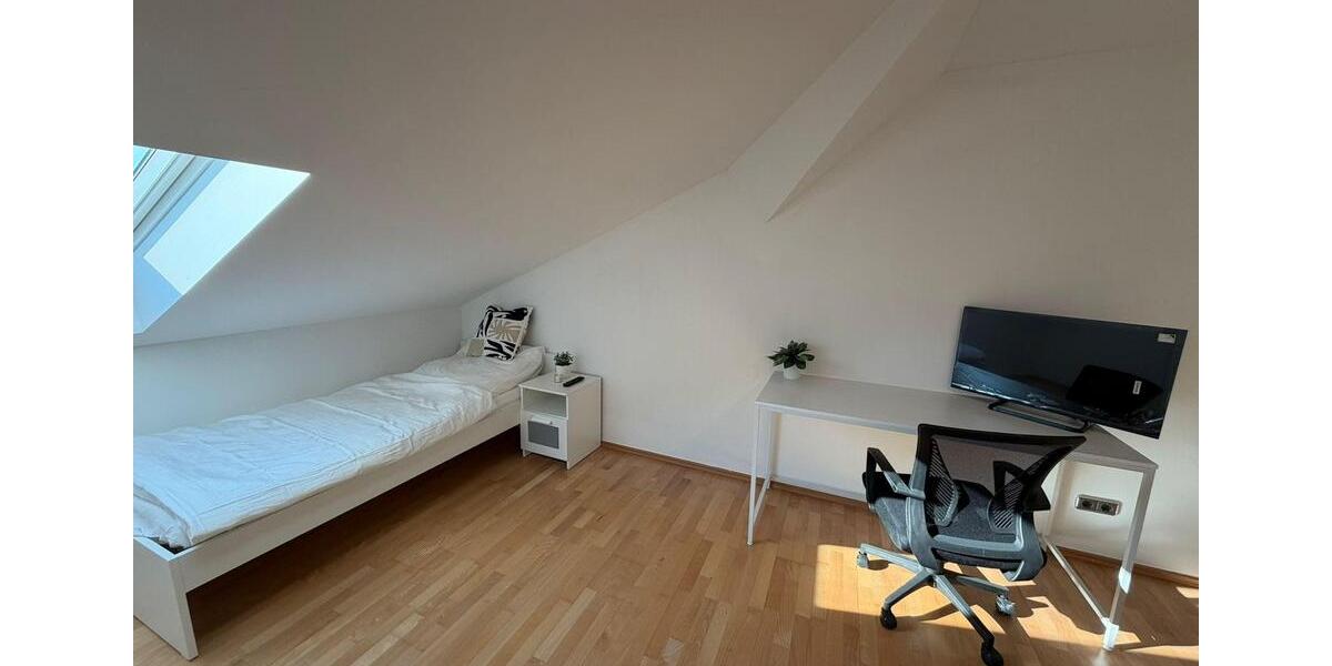 Etagenwohnung Bamberg Bamberg-Ost - 1 Zimmer, 297 m&sup2;, 435&euro; | Angebot:26560579