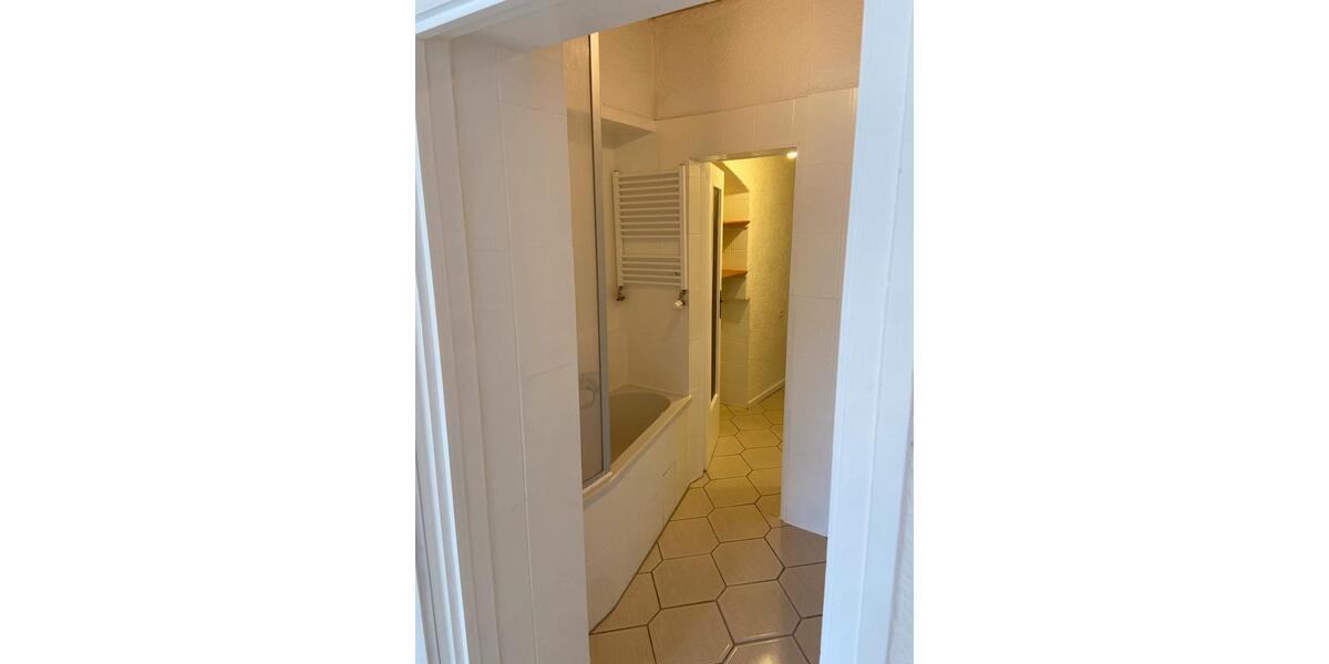 Mehrfamilienhaus, Wohnhaus Bamberg Gereuth - 14 Zimmer, 205 m&sup2;, 670.000&euro; | Angebot:27082715