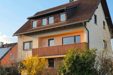 Haus Schlüsselfeld - 8 Zimmer, 195 m&sup2;, 450.000&euro; | Angebot:25868388