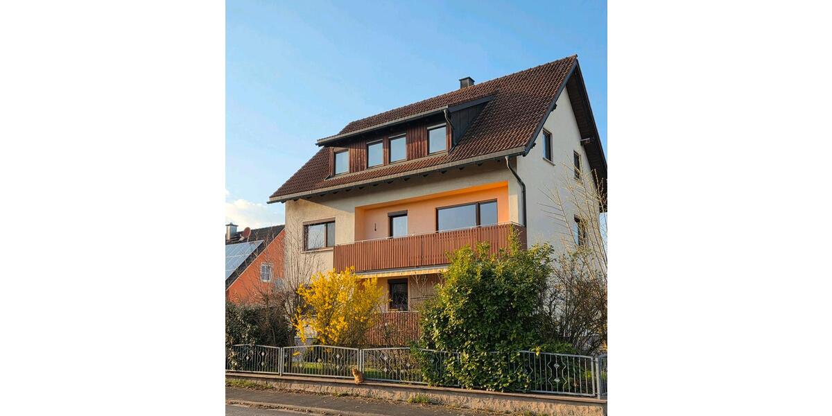 Mehrfamilienhaus, Wohnhaus Schlüsselfeld - 8 Zimmer, 195 m&sup2;, 450.000&euro; | Angebot:25868388