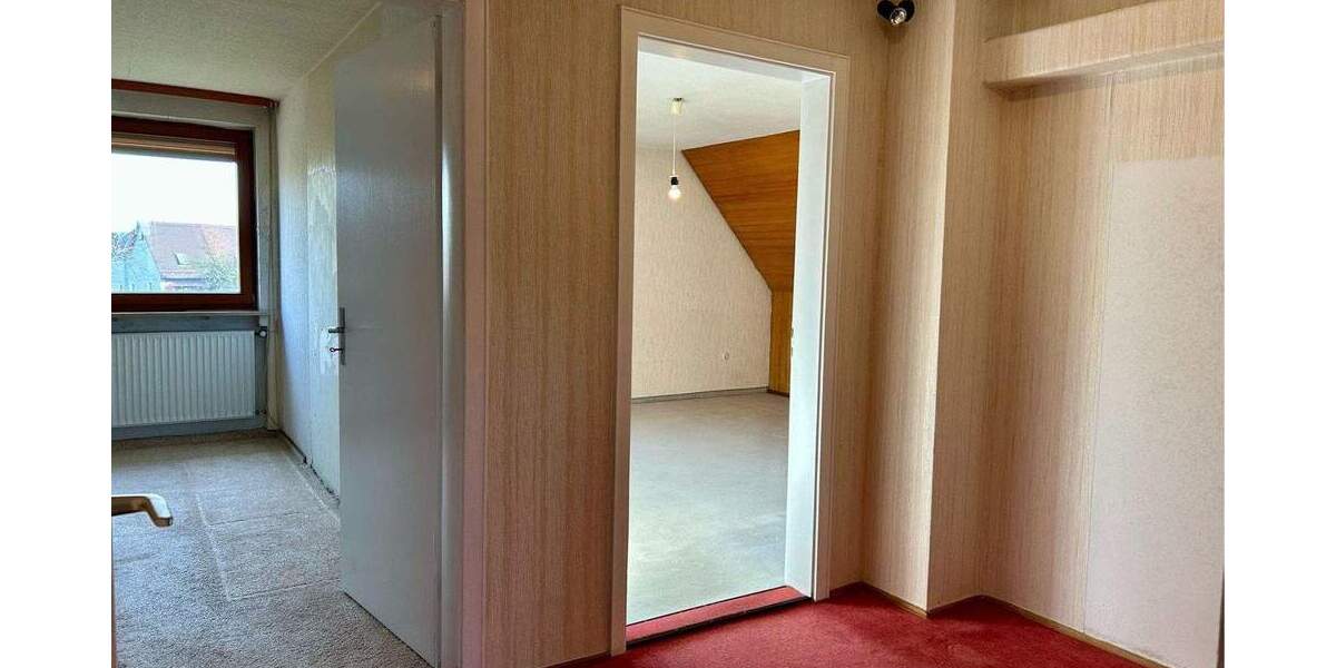 Einfamilienhaus Adelsdorf Aisch - 6 Zimmer, 122 m&sup2;, 299.000&euro; | Angebot:25677867