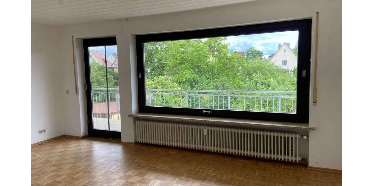 Etagenwohnung Forchheim - 3 Zimmer, 100 m&sup2;, 980&euro; | Angebot:26803825