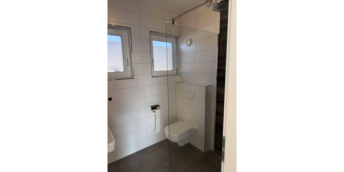 Reihenmittelhaus Adelsdorf - 5 Zimmer, 137 m&sup2;, 715.000&euro; | Angebot:26140896