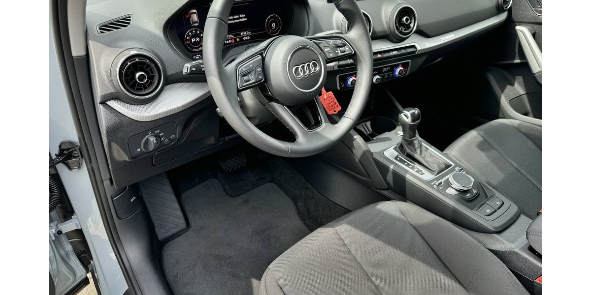 Audi Q2 35 TFSI advanced *LED/Navi-App/Kamera/virt.CP/S 2.158 km 27.790 &euro; Bamberg 96052
