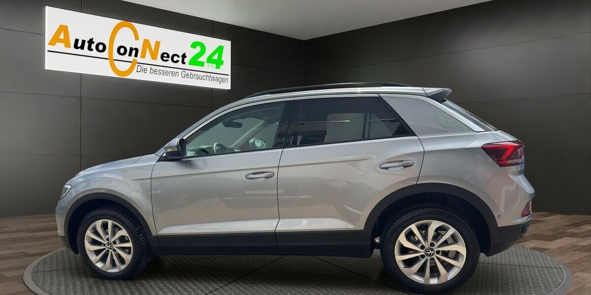 VW T-Roc 1.5 TSi Life Business *LED/Navi/ACC/SHZG/Tot 4.126 km 26.990 &euro; Bamberg 96052