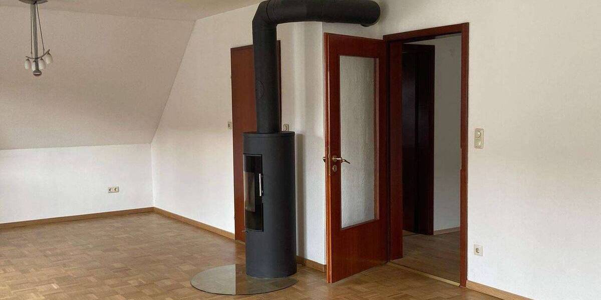 Etagenwohnung Forchheim - 3 Zimmer, 85 m&sup2;, 900&euro; | Angebot:26308897