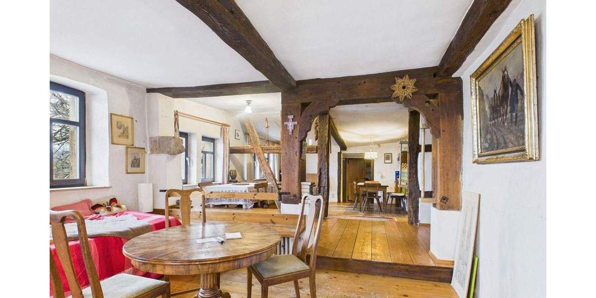 Einfamilienhaus Rentweinsdorf Sendelbach - 8 Zimmer, 268 m&sup2;, 390.000&euro; | Angebot:25696962